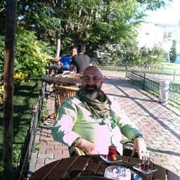 Specialist Dr. Arif Sami Çalışır