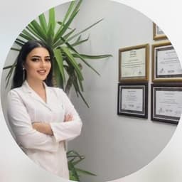 Psychologist Ece Altıparmak
