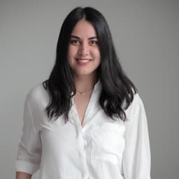 Dentist Ceren Kütük