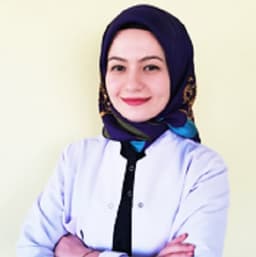 Dentist Cansu Tunç