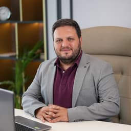 Op. Dr. Hasan Yıldırım