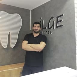 Dentist Eren Ercelan