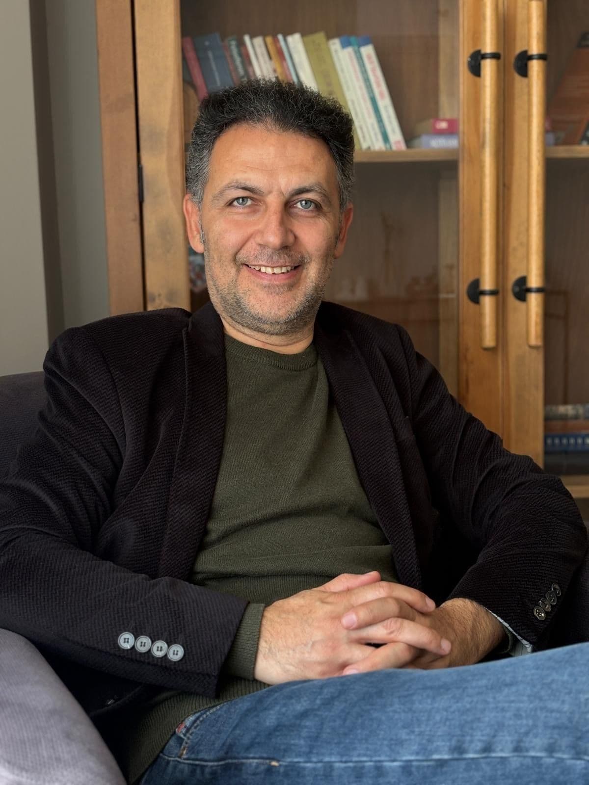 Psychologist Hakan Şenel