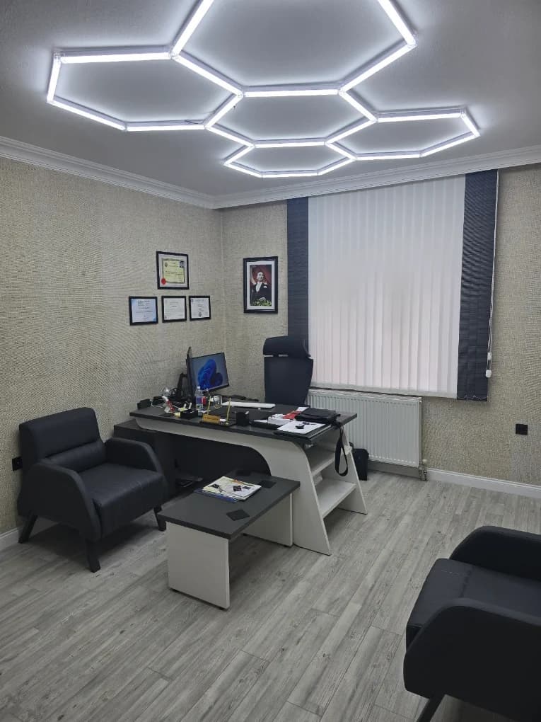 Dr. Murat Çamur Fotoğraf 2