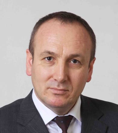 Specialist Dr. Ahmet Öz