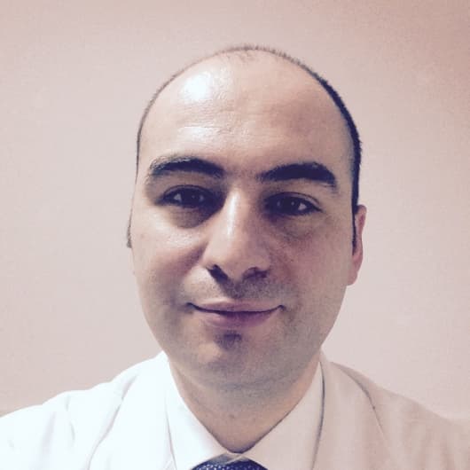 Surgeon Eray Hasırcı