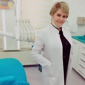 Dentist Hatice Sinanoğlu