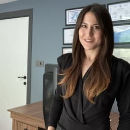 Psychologist Emine Çınar