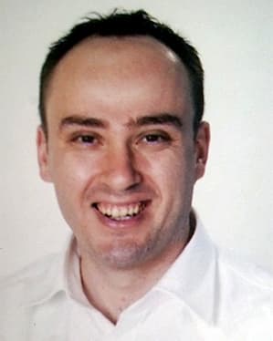 Dentist Berkant Zayim