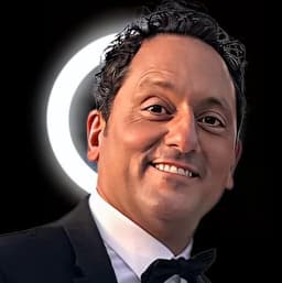 Op. Dr. Murat Moray