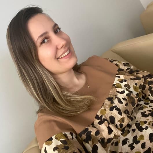 Dentist Ayşe Gizem Kayı