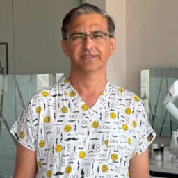 Dentist Hakan Saylam