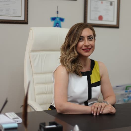 Uzm. Dr. Esin Barak