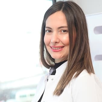 Dentist Fatma Tekin