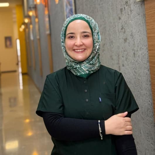 Dentist Fatma Zehra Sevim