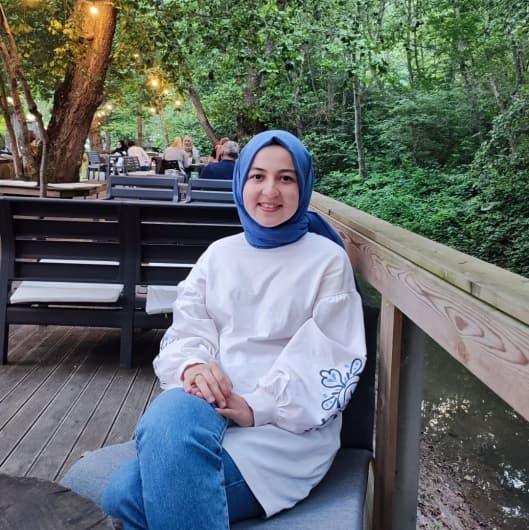 Psychologist Şeymanur Çelik Zeki
