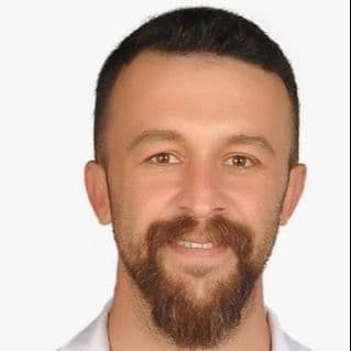 Surgeon Ali Boz