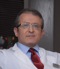 Surgeon Erhan Şafak