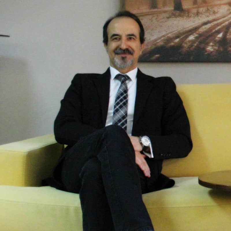 Surgeon Tayfun Balım