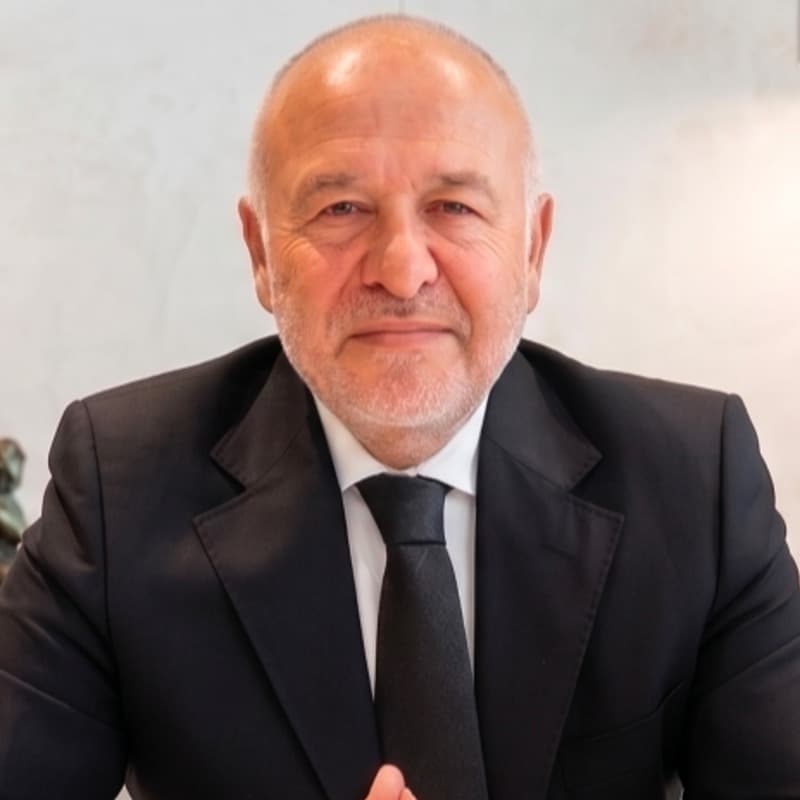 Prof. Zeki Can