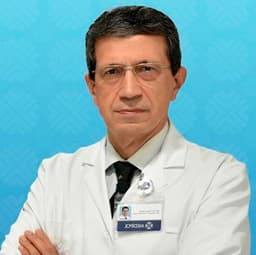 Surgeon Mehmet Feyyaz Seçer
