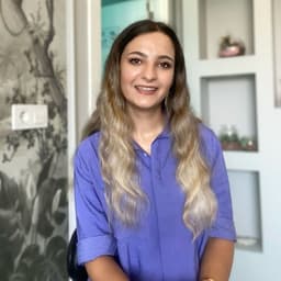 Fzt. Elif Işık Acar