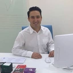 Dentist Osman Budak