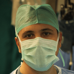 Op. Dr. Osman Uyar