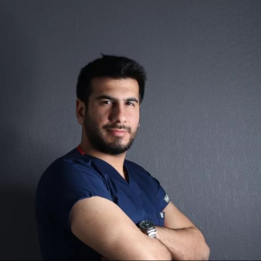 Dentist Erol Kırcelli