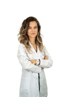 Specialist Dr. Esin Özel