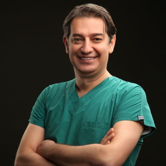 Doç. Dr. Mehmet Yariş