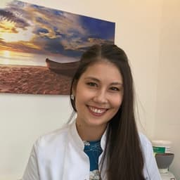 Dr. İdil Ünal Dede