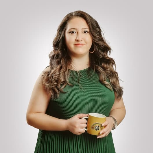 Psychologist Nazlıcan Bağlayıcı