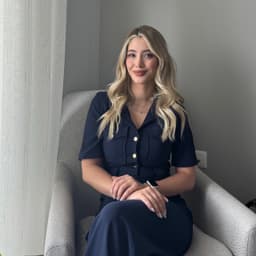 Psychologist Doğa Özkan
