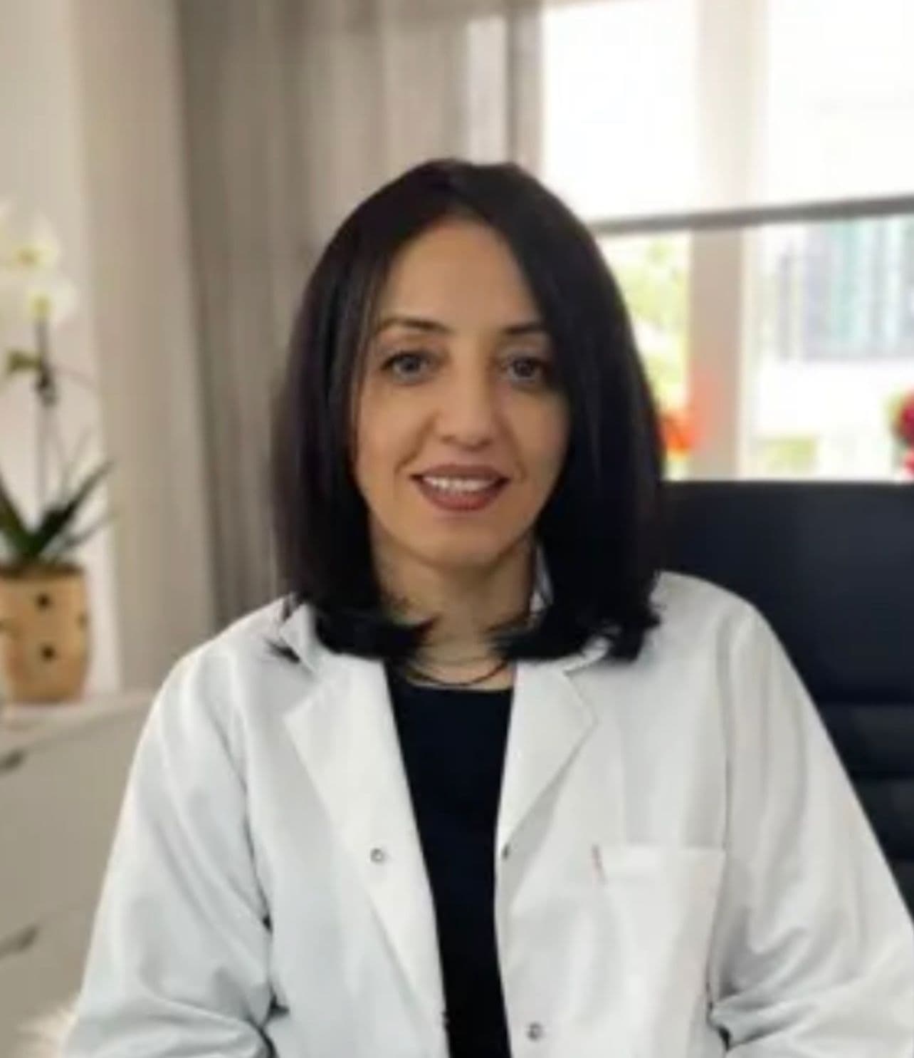 Specialist Dr. Canan Uslular