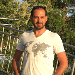 Surgeon Oğuzhan Eylen