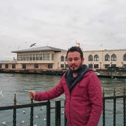 Psychologist Abdullah Yarış