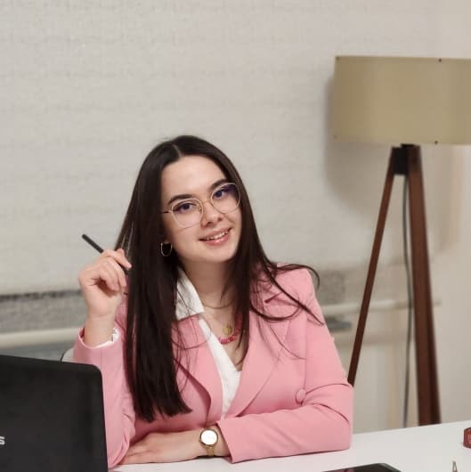 Psychologist Yağmur Ayrancı