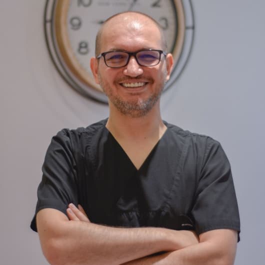 Surgeon Meriç Çağrı Ağır