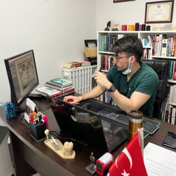 Dentist Gökhan Hamarat