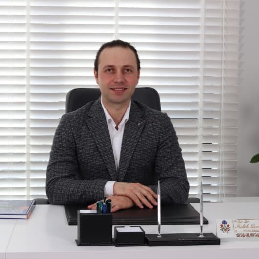 Op. Dr. Mustafa Melih Demirbüken