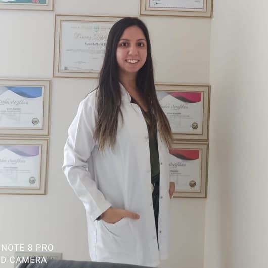 Physiotherapist Gizem Koyuncu