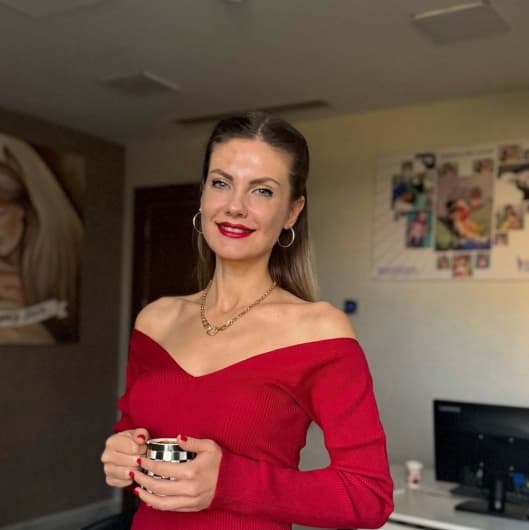 Surgeon Hülya Yetiş Sucu