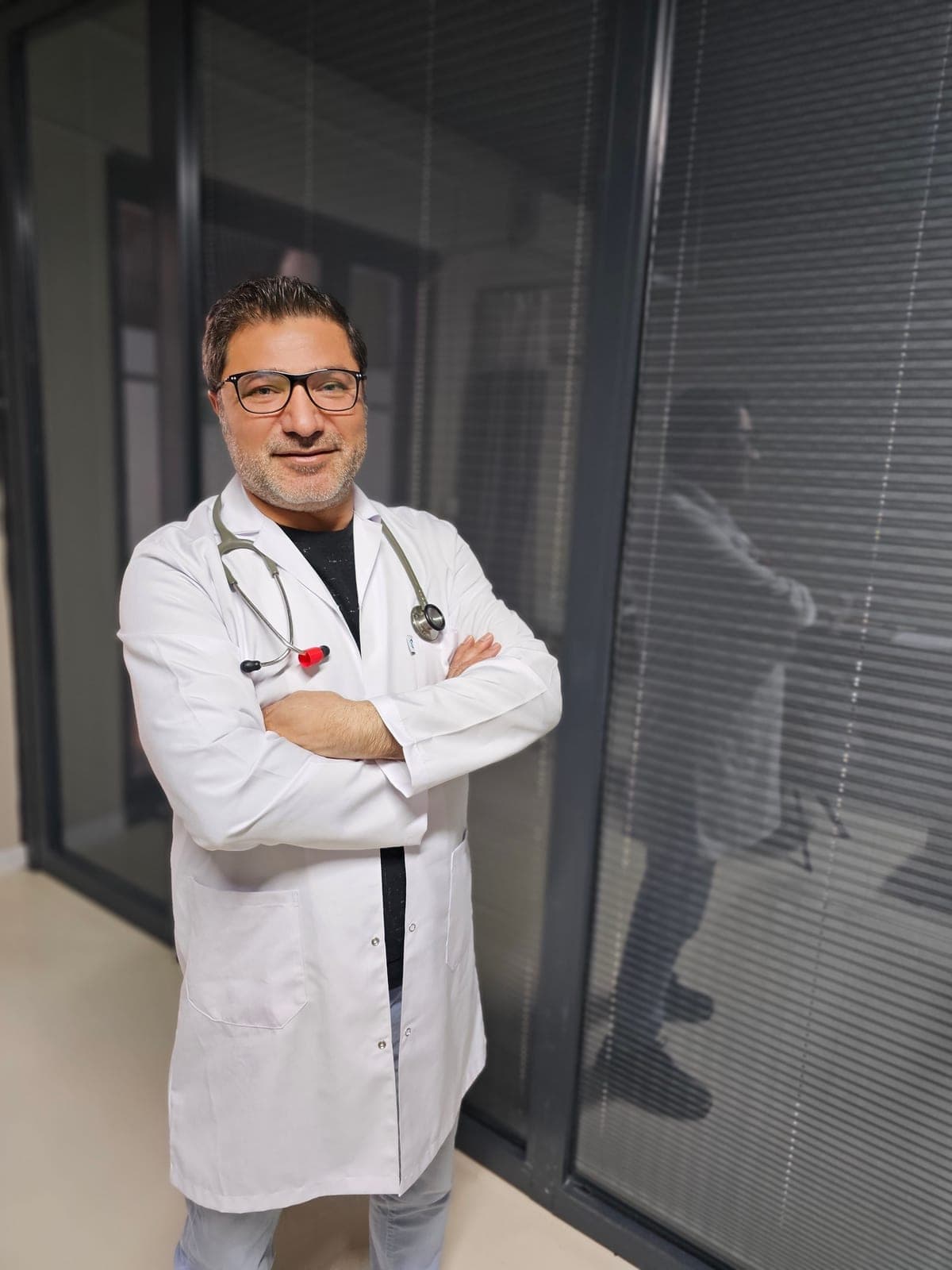Dr. İzzet Gök Fotoğraf 2