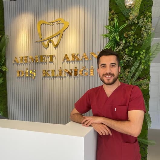Dentist Ahmet Akan