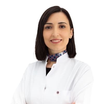 Surgeon Özlem Yavuzer Kuzu
