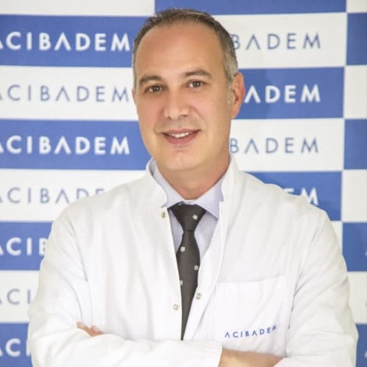 Op. Dr. Mustafa Emirleroğlu