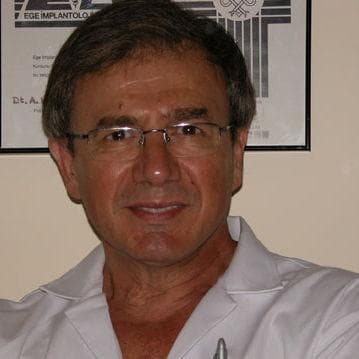Dentist Abdülkadir Demirel