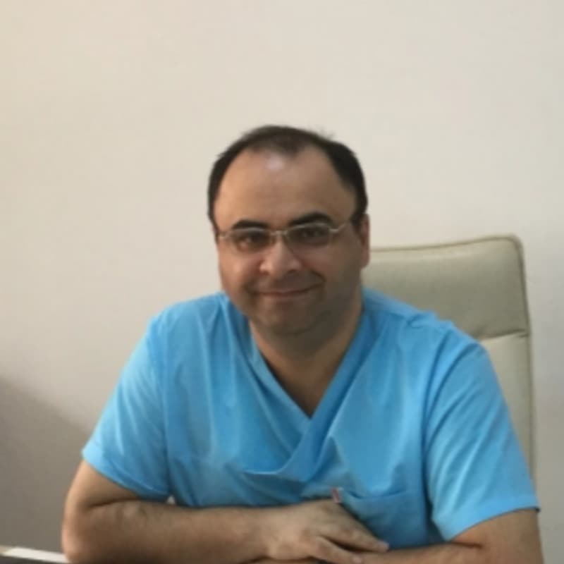 Surgeon Nihat Aydın
