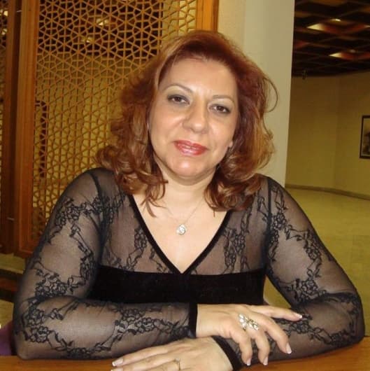 Dentist Çiğdem Dulundu